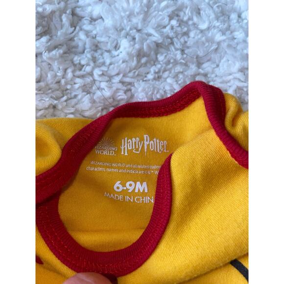 Lot of 2 sz. 6/9 mo. Wizarding world of Harry Potter tops. Grt. Cond - Picture 7 of 10